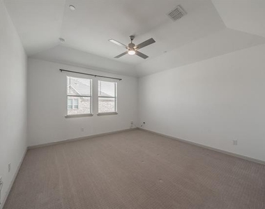 8584 Dynasty Lane - Photo Thumbnail 13