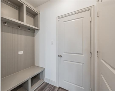 8584 Dynasty Lane - Photo Thumbnail 29