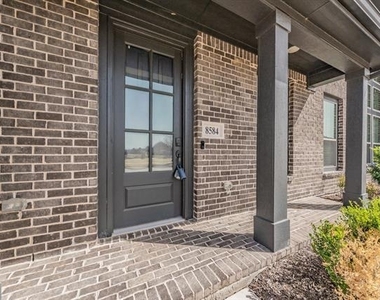 8584 Dynasty Lane - Photo Thumbnail 3