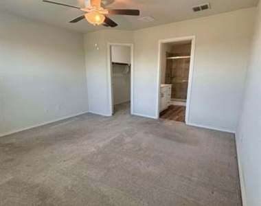 4444 Sagecroft Road - Photo Thumbnail 18