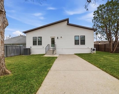 901 Elsbeth Street - Photo Thumbnail 36