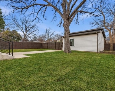 901 Elsbeth Street - Photo Thumbnail 34