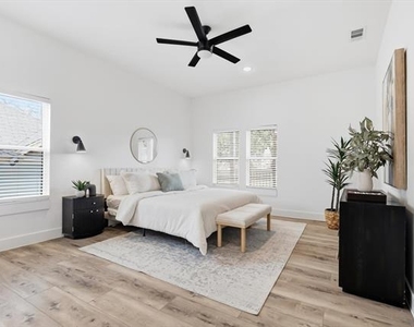 901 Elsbeth Street - Photo Thumbnail 17