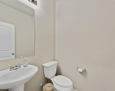 2756 Baneberry Lane - Photo Thumbnail 10