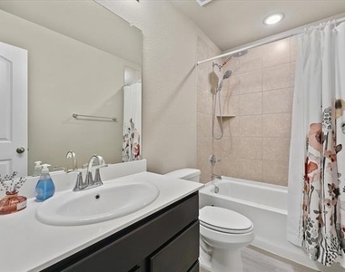 2756 Baneberry Lane - Photo Thumbnail 11