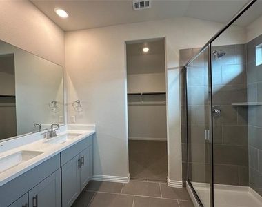 123 Monarch Way - Photo Thumbnail 29