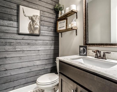 1208 Logan Trail - Photo Thumbnail 9