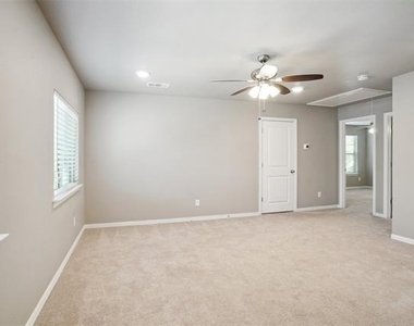 122 Elm Lane - Photo Thumbnail 9