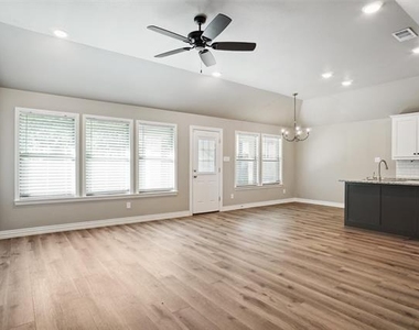 122 Elm Lane - Photo Thumbnail 1