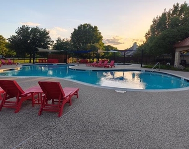 8572 Davis Drive - Photo Thumbnail 37