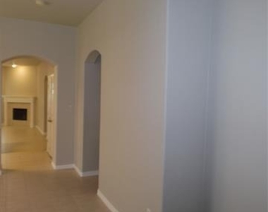 8572 Davis Drive - Photo Thumbnail 21