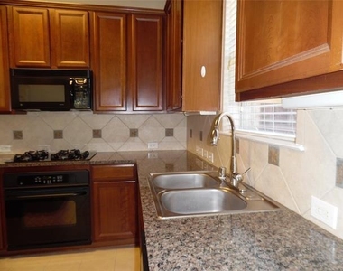 8572 Davis Drive - Photo Thumbnail 25