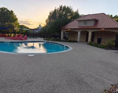 8572 Davis Drive - Photo Thumbnail 38