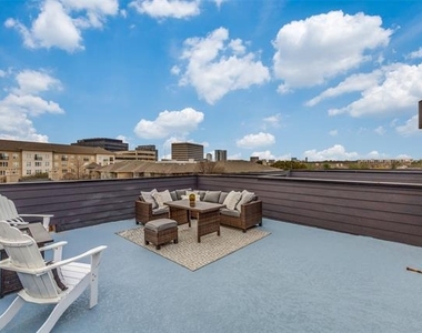 2714 N Carroll Avenue - Photo Thumbnail 22