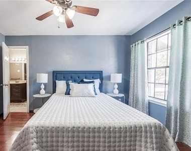 4748 Old Bent Tree Lane - Photo Thumbnail 14