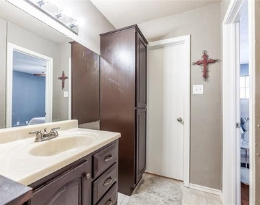 4748 Old Bent Tree Lane - Photo Thumbnail 17