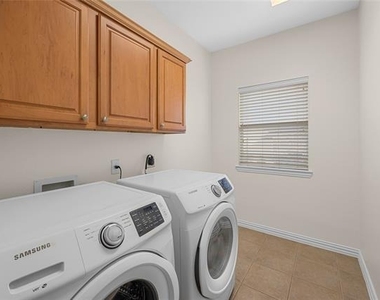 9720 Zembriski Drive - Photo Thumbnail 11