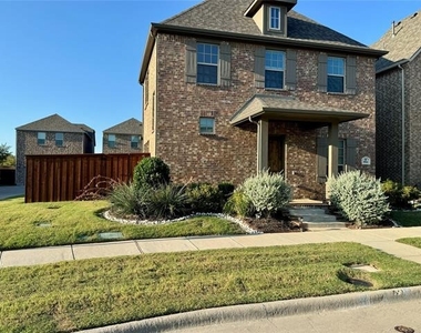 1066 Fullerton Drive - Photo Thumbnail 1
