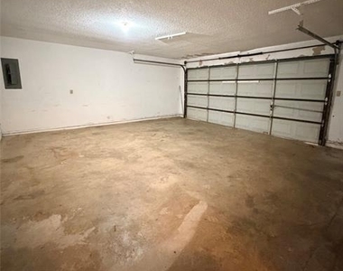 7223 Fuller Circle - Photo Thumbnail 16