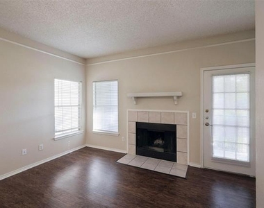 11908 Anderson Mill Road - Photo Thumbnail 10