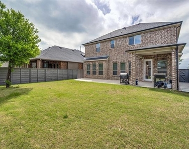 851 Forest Street - Photo Thumbnail 24