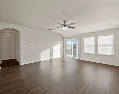 4620 Elderberry Street - Photo Thumbnail 7