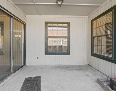 4313 Flamingo Way - Photo Thumbnail 29