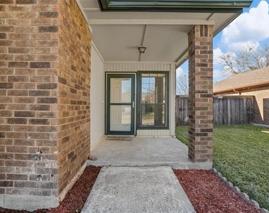 4313 Flamingo Way - Photo Thumbnail 2