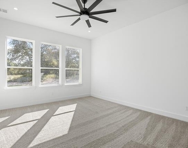 2057 Glenhollow Drive - Photo Thumbnail 21
