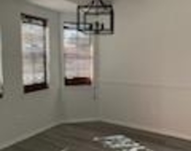 2302 Dana Drive - Photo Thumbnail 2