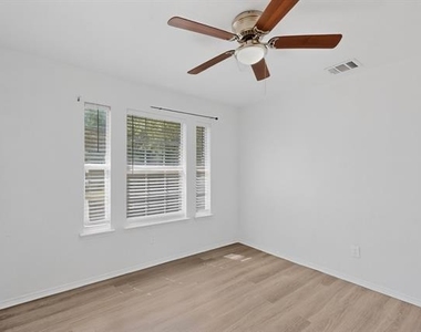 2302 Dana Drive - Photo Thumbnail 26