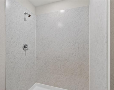 1413 Brook Lane - Photo Thumbnail 17