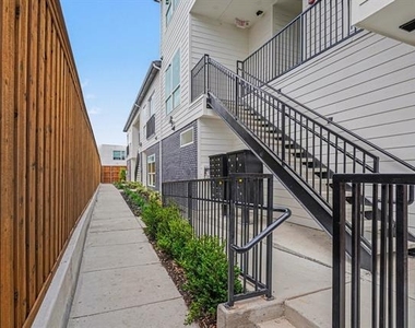 2217 N Fitzhugh Avenue - Photo Thumbnail 33