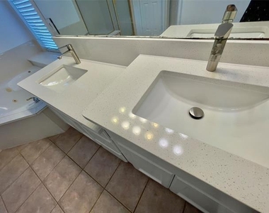 11002 Tree Shadow Lane - Photo Thumbnail 26