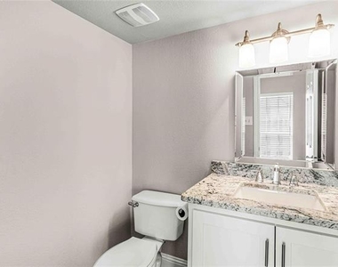 3327 Rosedale Avenue - Photo Thumbnail 5