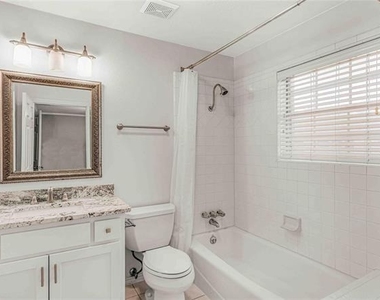 3327 Rosedale Avenue - Photo Thumbnail 17