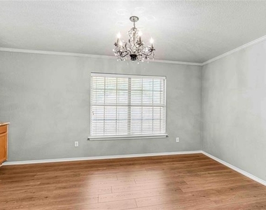 3327 Rosedale Avenue - Photo Thumbnail 15