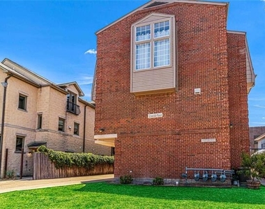 3327 Rosedale Avenue - Photo Thumbnail 1