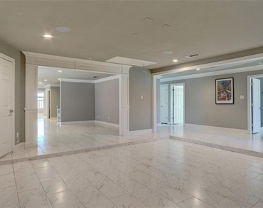 1409 Waterford Drive - Photo Thumbnail 6