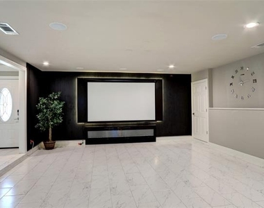 1409 Waterford Drive - Photo Thumbnail 3