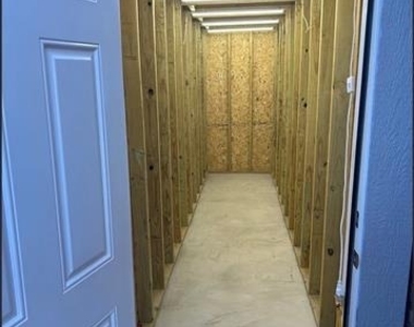 1409 Waterford Drive - Photo Thumbnail 32
