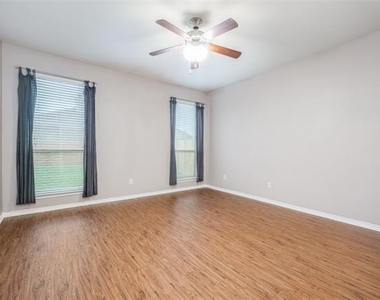 4512 Remuda Lane - Photo Thumbnail 5
