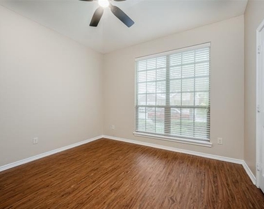 4512 Remuda Lane - Photo Thumbnail 9