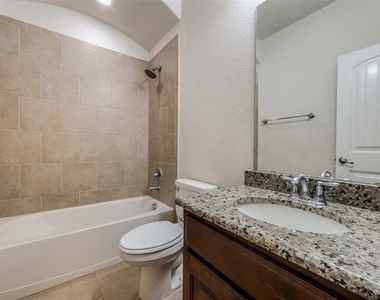 4512 Remuda Lane - Photo Thumbnail 8
