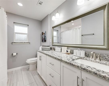 10040 Spokane Circle - Photo Thumbnail 16