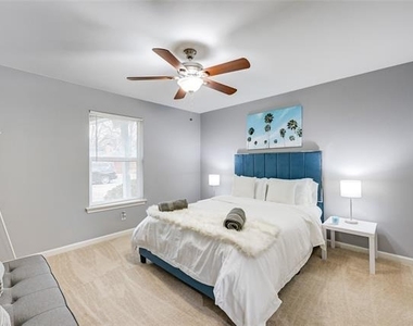 10040 Spokane Circle - Photo Thumbnail 18