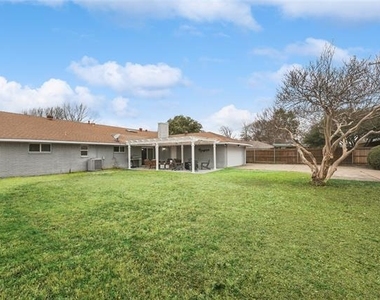 10040 Spokane Circle - Photo Thumbnail 29