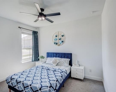 7597 Sanctuary Drive - Photo Thumbnail 4