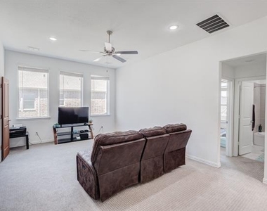 7597 Sanctuary Drive - Photo Thumbnail 27