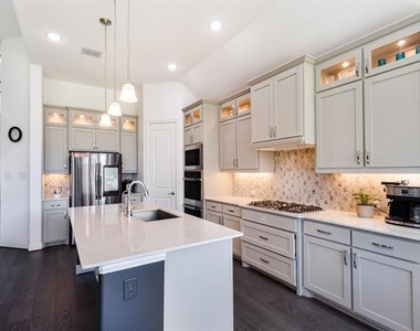 7597 Sanctuary Drive - Photo Thumbnail 17